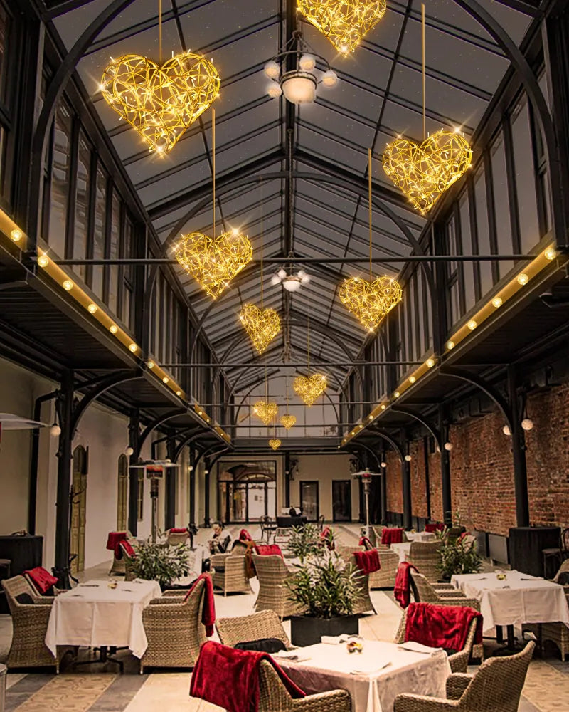 LED-Herz aus Aluminium – handgefertigte Lichtskulptur in Gold oder Rot